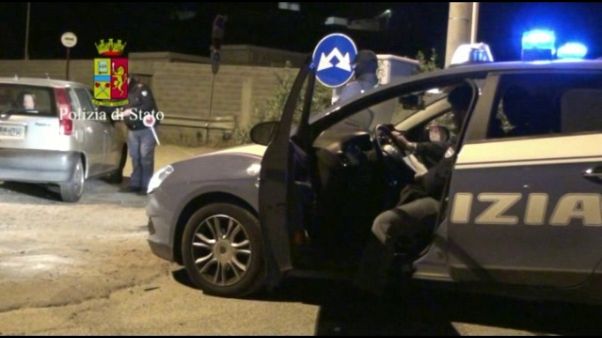 Pestaggio minorenne, misure per 4 minori Pestaggio minorenne, misure per 4 minori