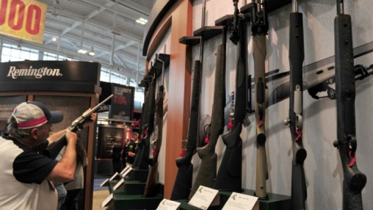 Un stand d'armes Remington, le 10 avril 2015 à Nashville
