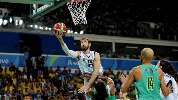 Basket: Torino nel caos, taglia Delfino Basket: Torino nel caos, taglia Delfino