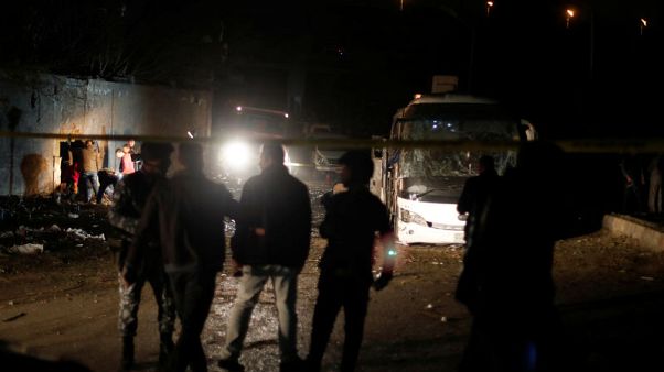 Bomb kills three Vietnamese tourists, Egyptian guide near pyramids - officials Bomb kills three Vietnamese tourists, Egyptian guide near pyramids - officials