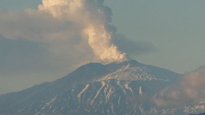 Nessun collegamento tra Etna e Stroboli