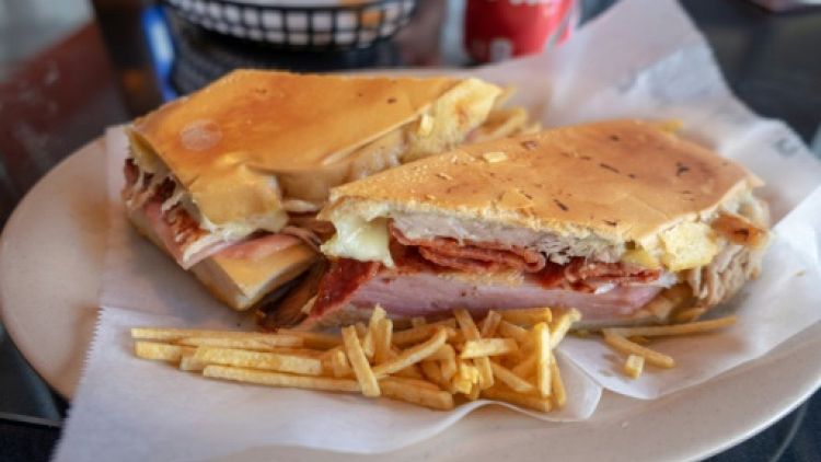 Le sandwich cubain figure fréquemment sur les menus à Miami