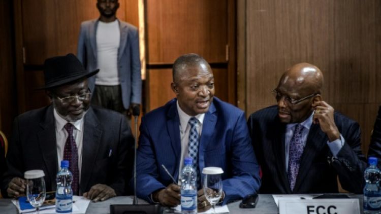 Elections en RDC: les trois principaux candidats réunis à la veille du scrutin