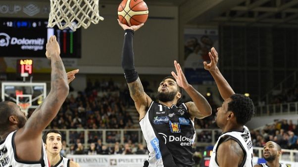 Basket: Serie A, per Milano primo Ko Basket: Serie A, per Milano primo Ko