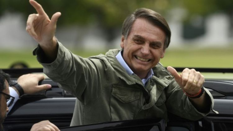Les fans de Bolsonaro affluent à Brasilia pour l'investiture