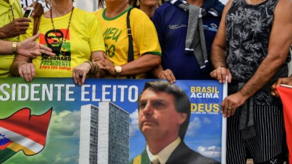 Jair Bolsonaro, premier président élu d'extrême droite du Brésil Jair Bolsonaro, premier président élu d'extrême droite du Brésil