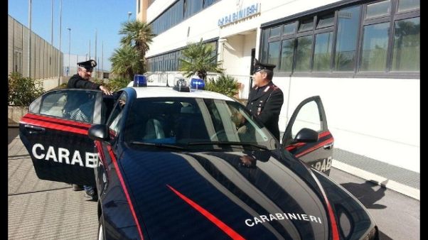 Rapina a portavalori con ruspe Rapina a portavalori con ruspe