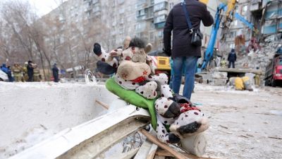 Explosion due au gaz d'un immeuble en Russie : le bilan s'alourdit à 28 morts, dont 4 enfants Explosion due au gaz d'un immeuble en Russie : le bilan s'alourdit à 28 morts, dont 4 enfants