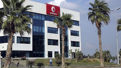 اتصالات مصر: إلزام فودافون بدفع 750 مليون جنيه في قضية تحكيم