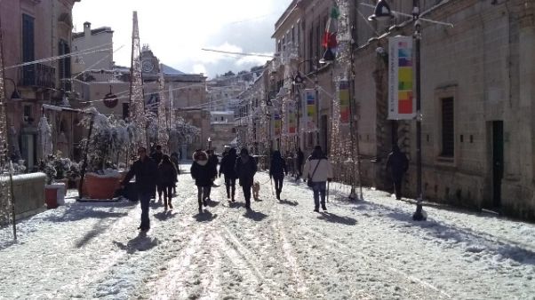 Ancora venti forti e neve al Centro Sud Ancora venti forti e neve al Centro Sud