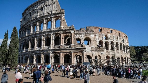Colosseo: in arrivo restyling aree verdi Colosseo: in arrivo restyling aree verdi