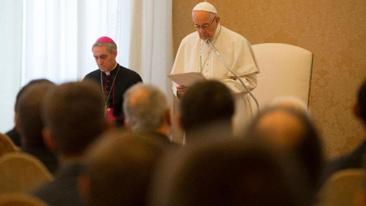 Papa: coperture abusi minato credibilità