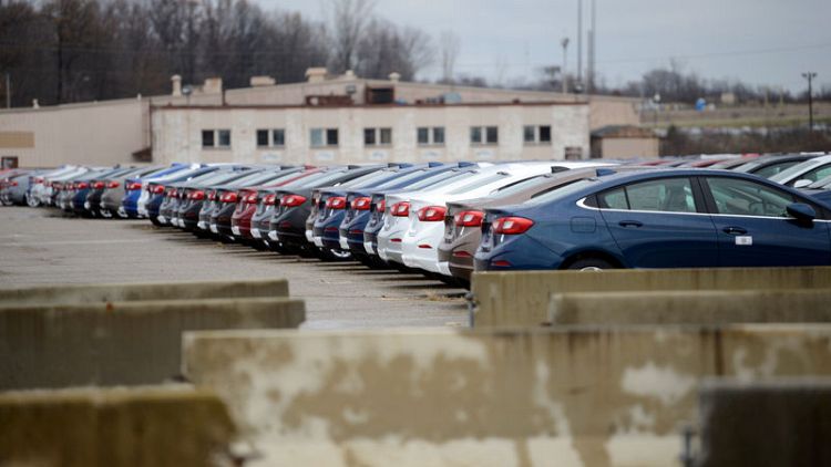 Automakers close out the year with decline in U.S. new vehicle sales