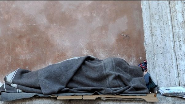 Clochard trovato morto in roggia a Lodi Clochard trovato morto in roggia a Lodi