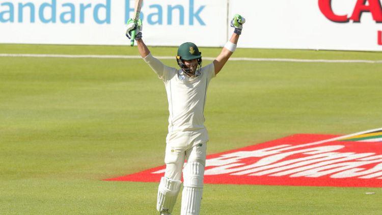 Du Plessis's ton puts South Africa in commanding position