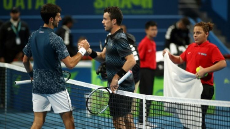 Tennis: Djokovic éliminé à Doha et remonté contre la presse