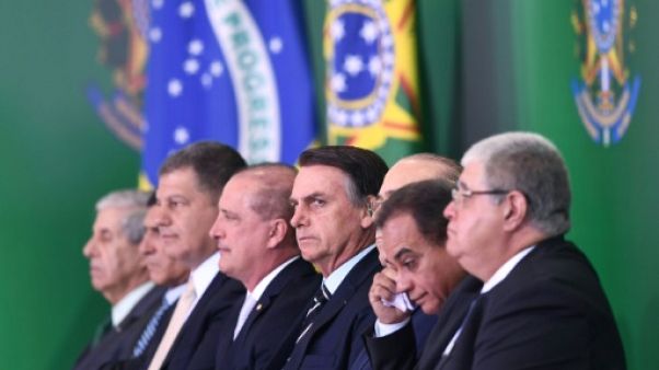 Brésil: un début de mandat au pas de charge pour Bolsonaro Brésil: un début de mandat au pas de charge pour Bolsonaro