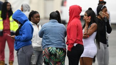 Fusillade près de Los Angeles: 3 morts, 4 blessés Fusillade près de Los Angeles: 3 morts, 4 blessés