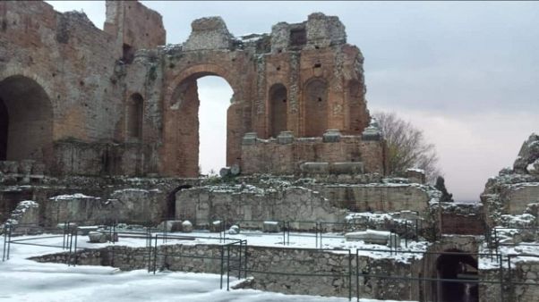 Neve a Taormina, Teatro Antico 'bianco' Neve a Taormina, Teatro Antico 'bianco'