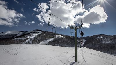 Cade con sci, grave ragazzo di 14 anni Cade con sci, grave ragazzo di 14 anni