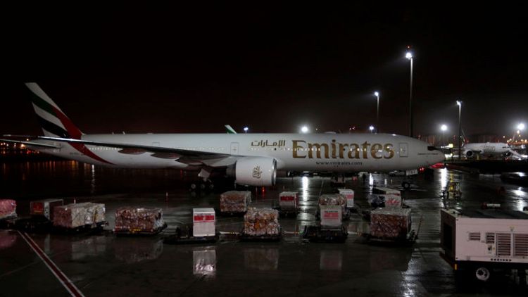 تراجع عدد مسافري مطار دبي 0.8% في نوفمبر