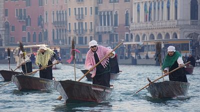 Regata Befane in Canal Grande a Venezia