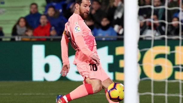 ميسي يهز الشباك مجددا وبرشلونة يوسع صدارته للدوري الإسباني ميسي يهز الشباك مجددا وبرشلونة يوسع صدارته للدوري الإسباني