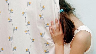 Abusi su minore, due a giudizio Abusi su minore, due a giudizio