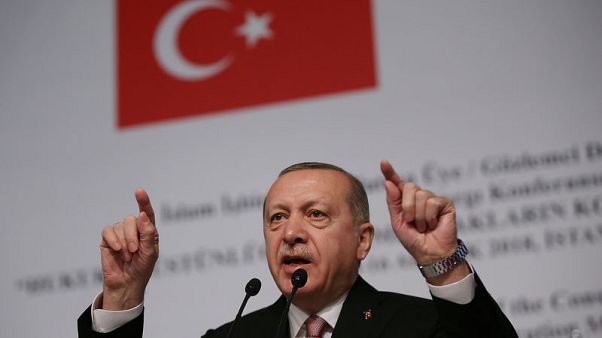 أردوغان: قتال وحدات حماية الشعب السورية للدولة الإسلامية "كذبة كبيرة" أردوغان: قتال وحدات حماية الشعب السورية للدولة الإسلامية "كذبة كبيرة"
