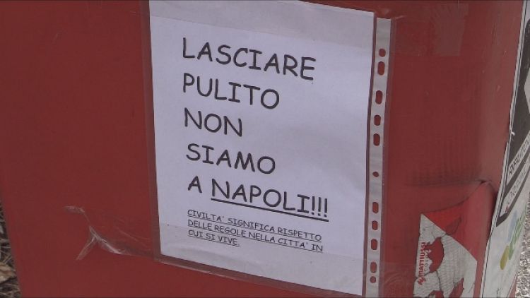 A Pordenone cartello denigra napoletani