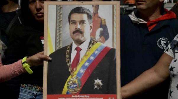 Au Venezuela, Maduro entame un deuxième mandat contesté Au Venezuela, Maduro entame un deuxième mandat contesté