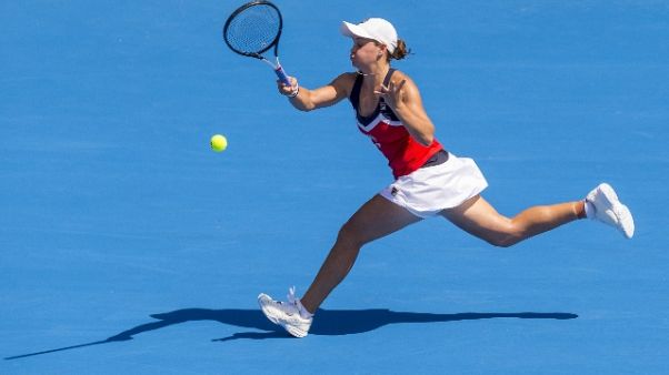 Tennis, Halep subito fuori a Sydney Tennis, Halep subito fuori a Sydney