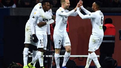 Coupe de la Ligue - Paris chute, Monaco et Bordeaux qualifiés Coupe de la Ligue - Paris chute, Monaco et Bordeaux qualifiés