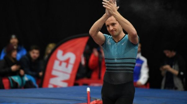 Perche: belle rentrée pour Lavillenie (5,82 m) au meeting en salle de Tignes Perche: belle rentrée pour Lavillenie (5,82 m) au meeting en salle de Tignes