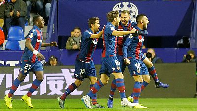 برشلونة يخسر 2-1 أمام ليفانتي في ذهاب كأس ملك إسبانيا