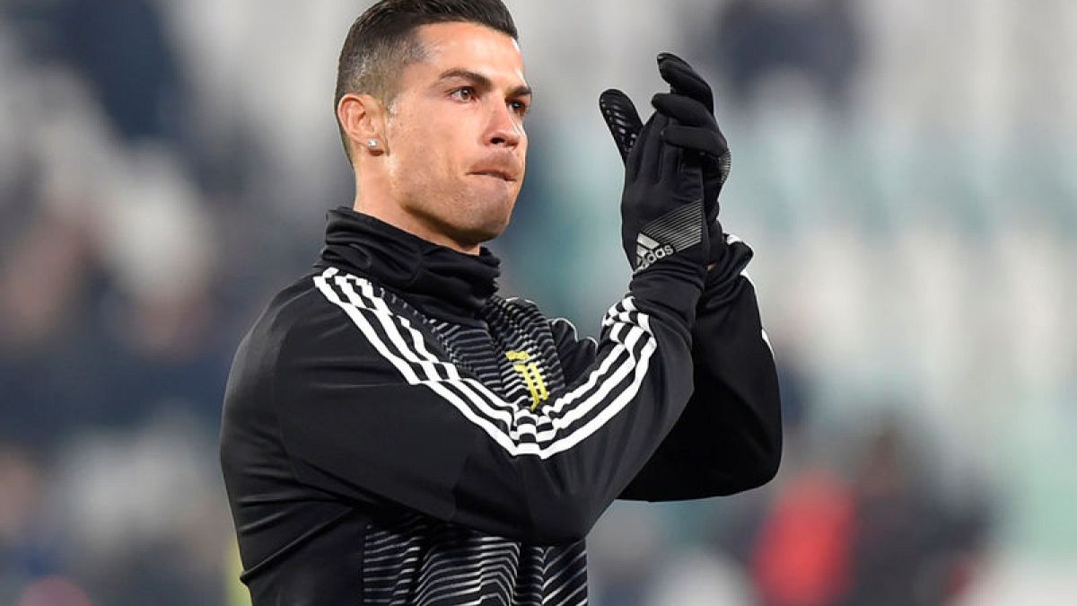 Police seek DNA from football star Ronaldo in rape inquiry