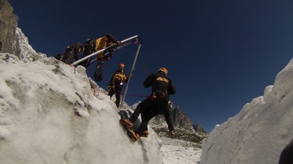 Bloccati su cascata ghiaccio, in salvo Bloccati su cascata ghiaccio, in salvo