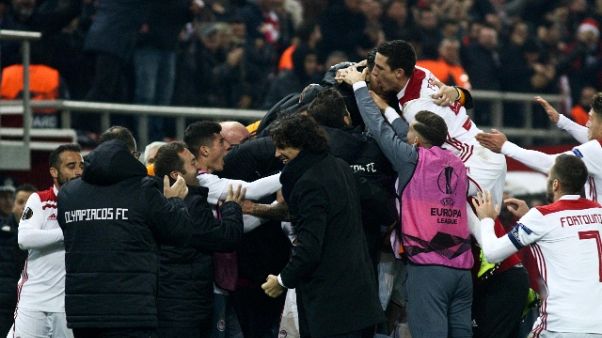 Olympiacos-Milan, Uefa sanziona club Olympiacos-Milan, Uefa sanziona club