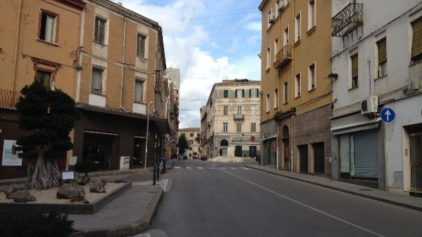 Sassari,picchiata in strada dal compagno Sassari,picchiata in strada dal compagno