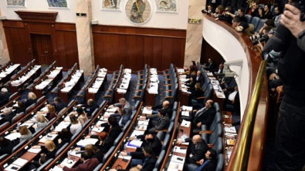 Changement de nom: accord historique du Parlement en Macédoine Changement de nom: accord historique du Parlement en Macédoine