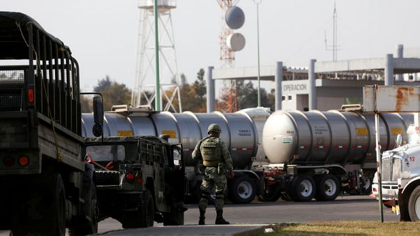 Explainer - Mexico's fuel woes rooted in chronic theft, troubled refineries Explainer - Mexico's fuel woes rooted in chronic theft, troubled refineries