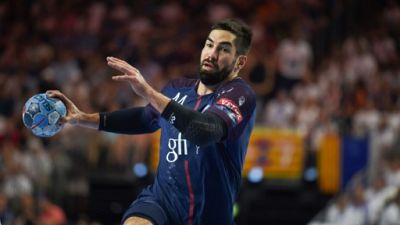 Hand: Karabatic rejoint les Bleus au Mondial trois mois après son opération Hand: Karabatic rejoint les Bleus au Mondial trois mois après son opération
