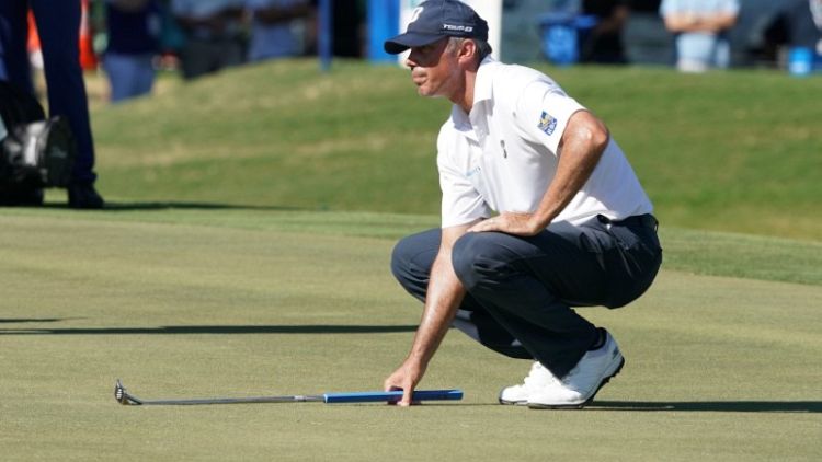 Kuchar a one-shot halfway leader at Sony Open as Spieth heads home