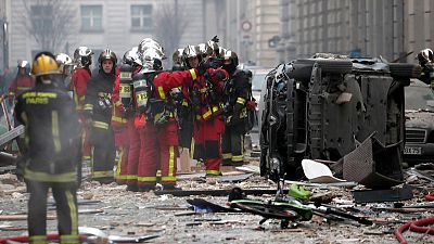 مقتل 3 وإصابة 50 في انفجار ناجم عن تسرب غاز في باريس