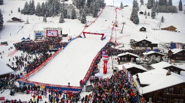 Adelboden, 2/a manche alle 14 per nebbia Adelboden, 2/a manche alle 14 per nebbia