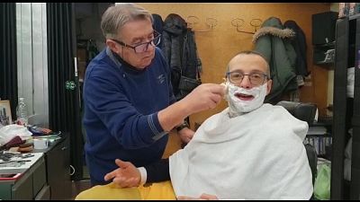 Sindaco Pesaro da barbieri-parrucchieri Sindaco Pesaro da barbieri-parrucchieri