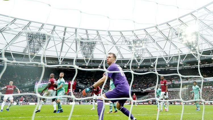 Rice's first West Ham goal enough to sink Arsenal