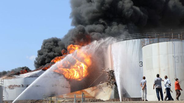 Yemeni refinery fire spreads to second storage tank - sources Yemeni refinery fire spreads to second storage tank - sources