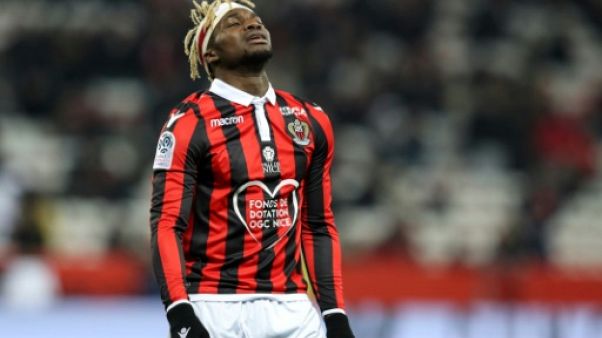 Ligue 1: Nice s'évite une crise sportive, après celle institutionnelle Ligue 1: Nice s'évite une crise sportive, après celle institutionnelle