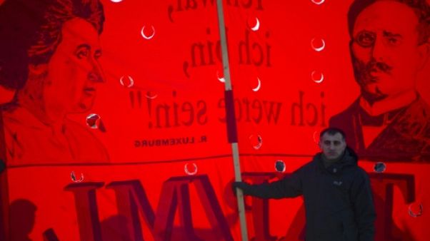 Une gauche morose commémore les 100 ans de la mort de Rosa Luxemburg Une gauche morose commémore les 100 ans de la mort de Rosa Luxemburg